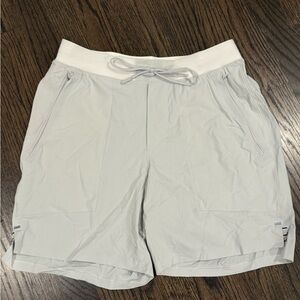 lululemon athletica Men's Light Gray Athletic Shorts